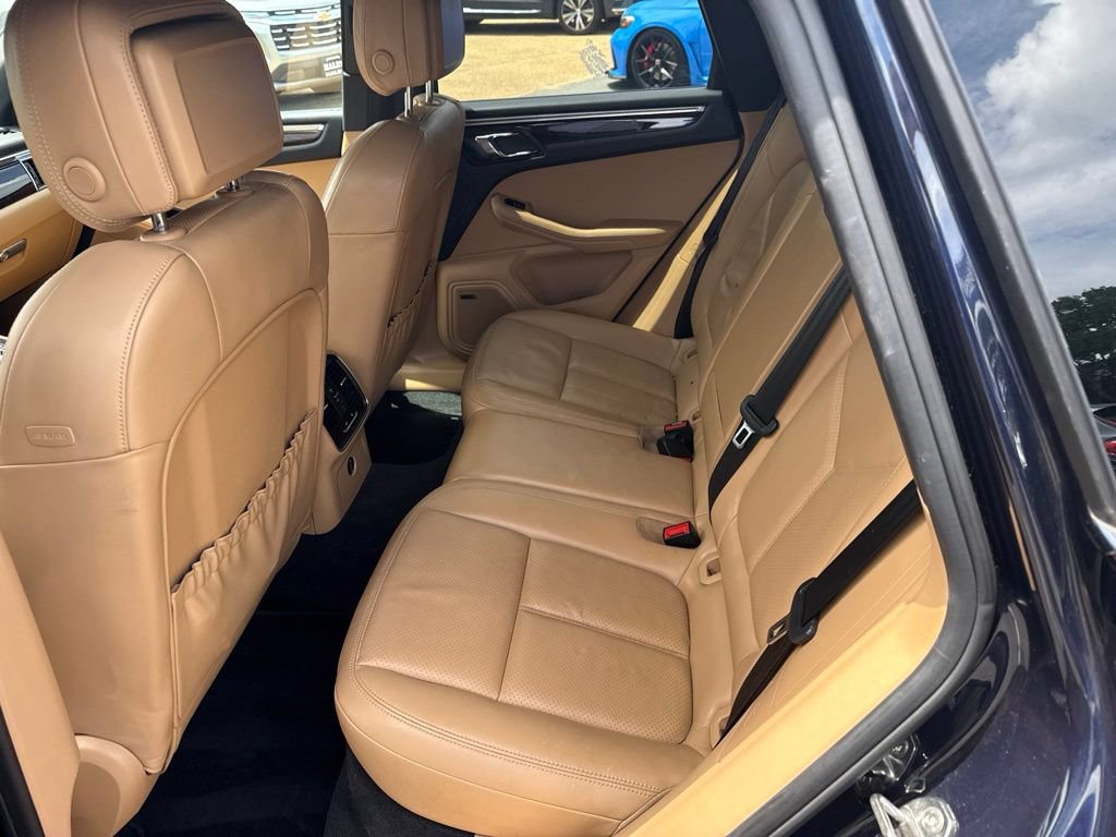Used 2017 Porsche Macan S AWD/4WD image 6