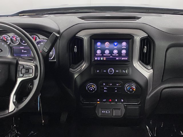 Used 2022 Chevrolet Silverado 1500 Custom Trail Boss w/ Safety Confidence Package AWD/4WD image 18
