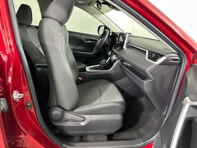 Used 2023 Toyota RAV4 XLE w/ Convenience Package image 28
