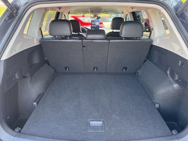 Used 2024 Volkswagen Tiguan SE AWD/4WD image 41