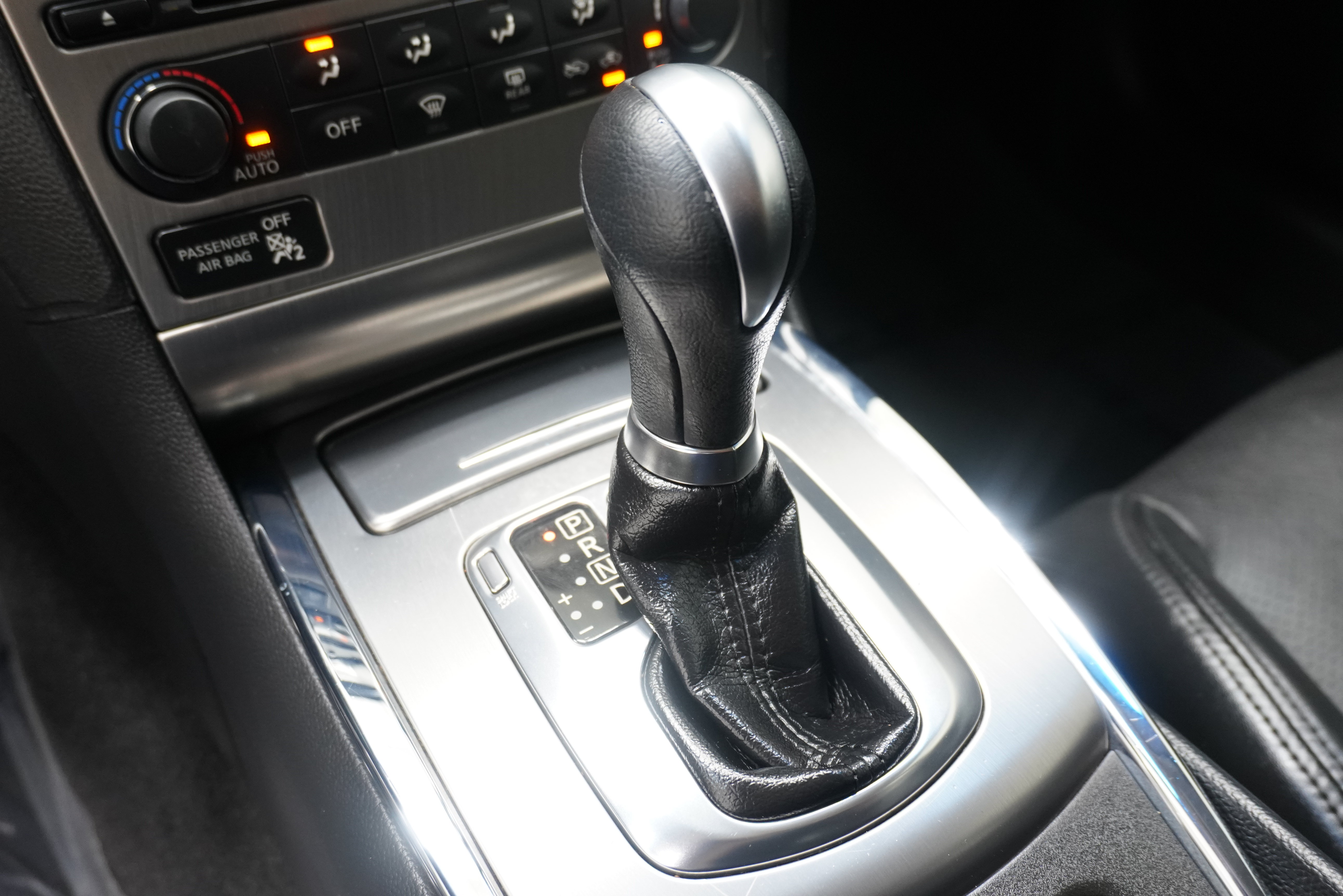 Used 2011 INFINITI G25 RWD image 17