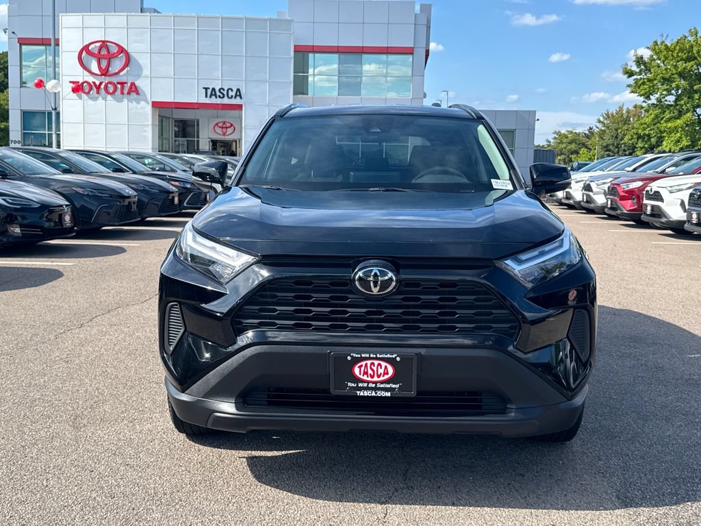 Used 2024 Toyota RAV4 XLE FWD video 2