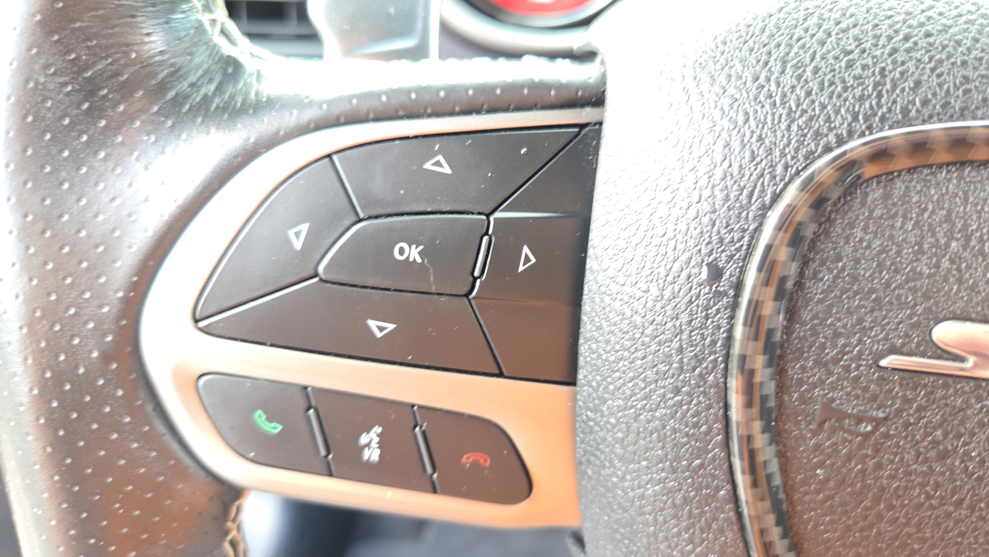 Used 2020 Dodge Challenger SRT Hellcat image 24