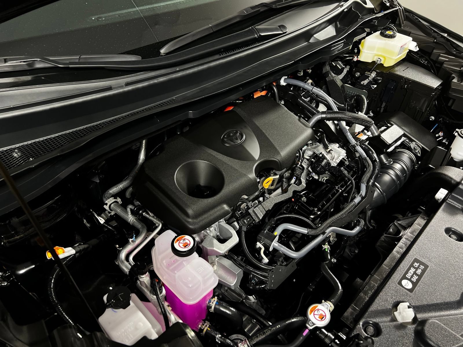 Used 2026 Toyota Sienna Limited FWD image 10