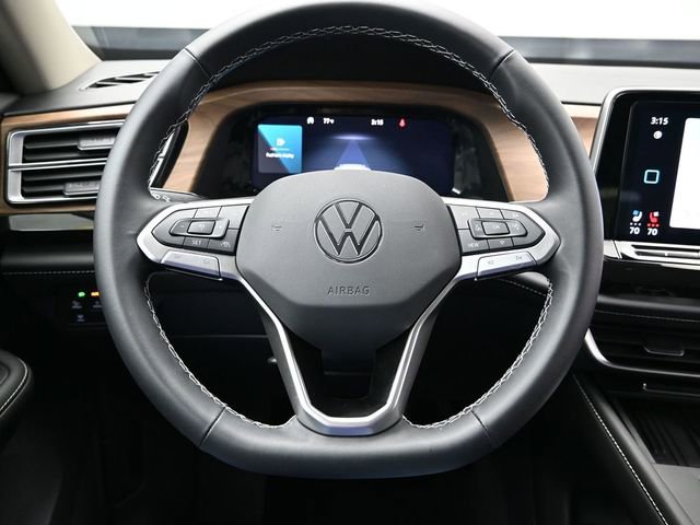 Used 2025 Volkswagen Atlas SE image 25