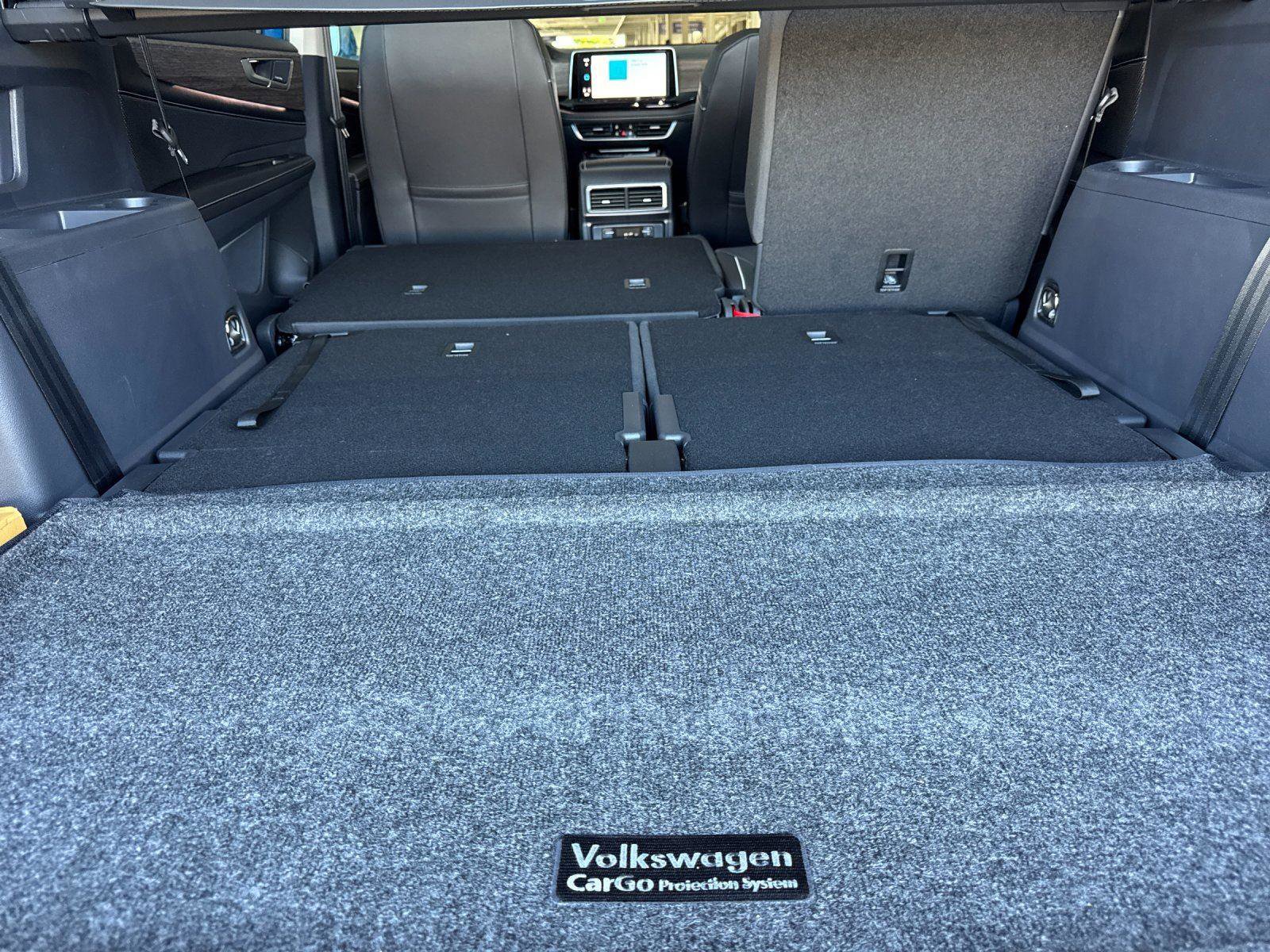 New 2026 Volkswagen Atlas SEL Premium R-Line AWD/4WD image 14