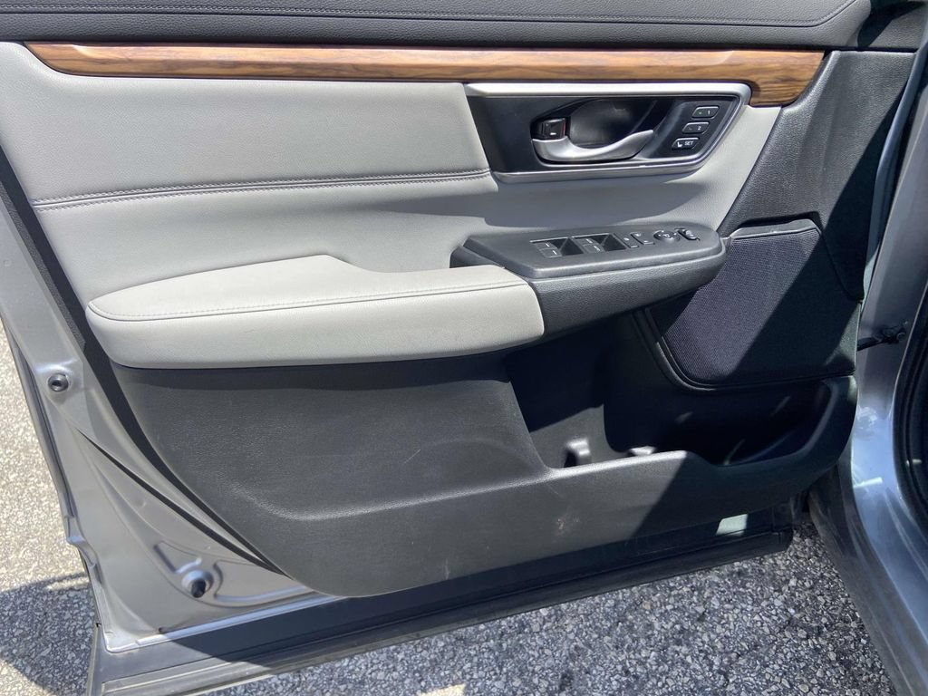 Used 2022 Honda CR-V EX-L image 11