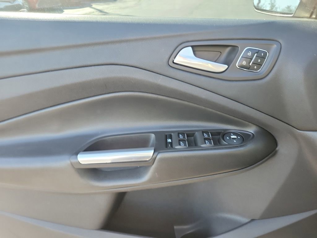 Used 2014 Ford Escape Titanium w/ Equipment Group 401A image 16