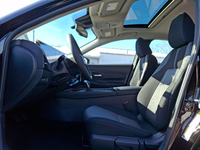 New 2026 Nissan Sentra SV w/ SV Convenience Package FWD image 5