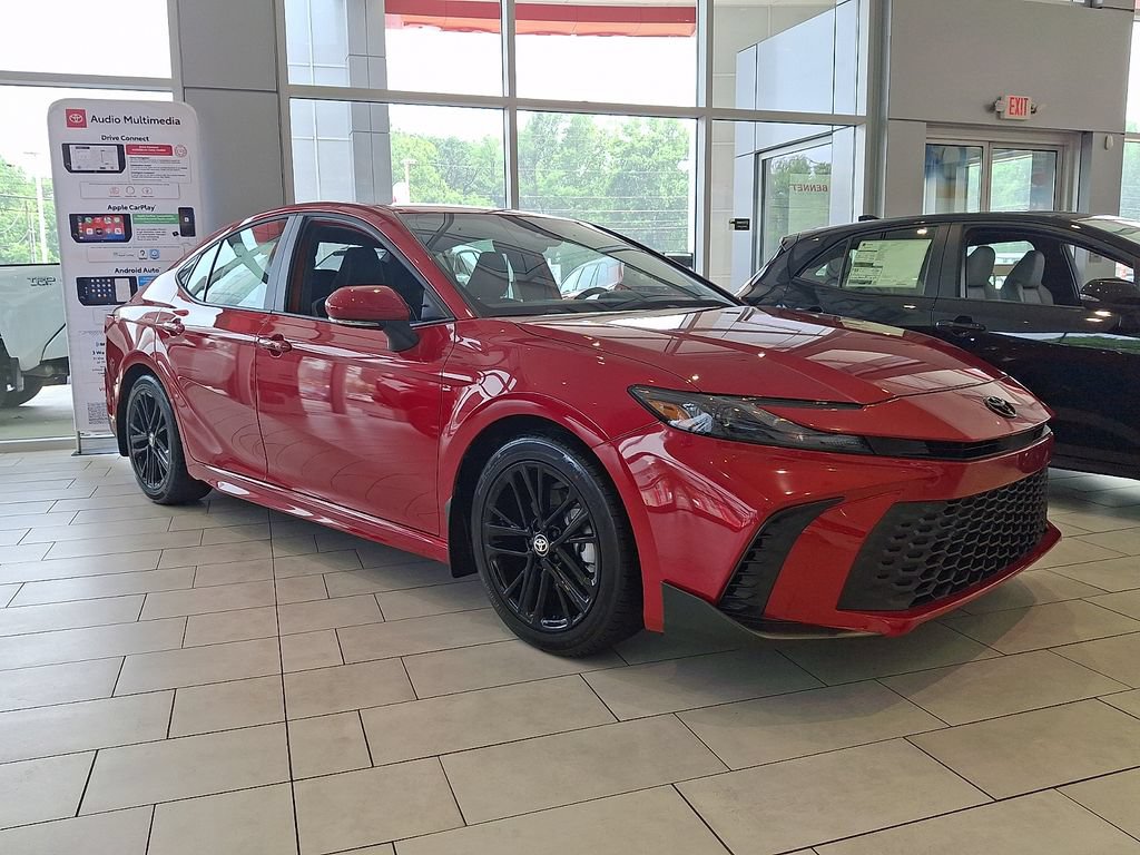 New 2026 Toyota Camry SE w/ Convenience Package FWD image 4