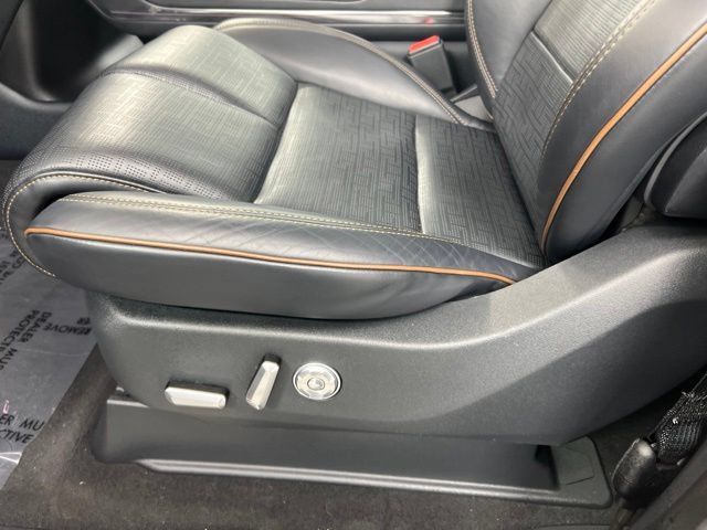 Certified 2025 Lincoln Navigator Black Label AWD/4WD image 17