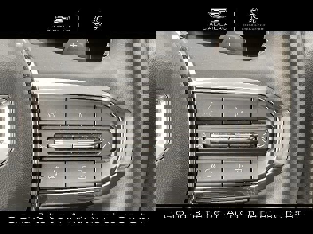 Used 2025 GMC Yukon XL Denali image 13