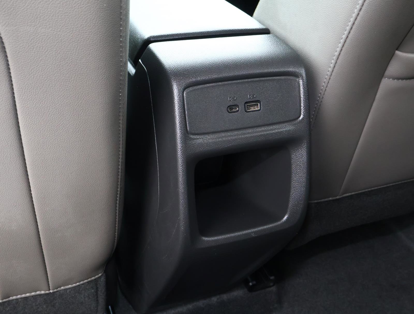 Used 2025 Chevrolet Trax ACTIV image 12