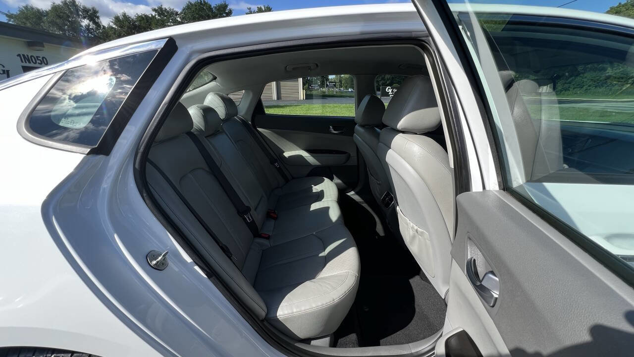 Used 2016 Kia Optima EX image 27