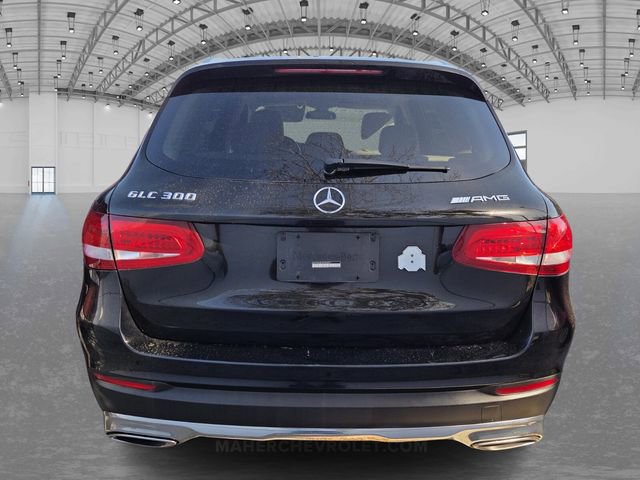 Used 2016 Mercedes-Benz GLC 300 w/ Premium Package image 4