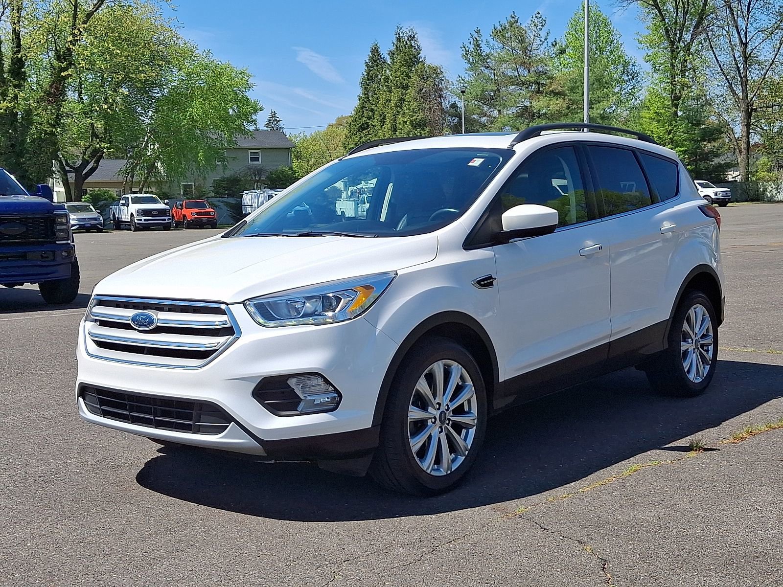 Used 2019 Ford Escape SEL AWD/4WD image 3