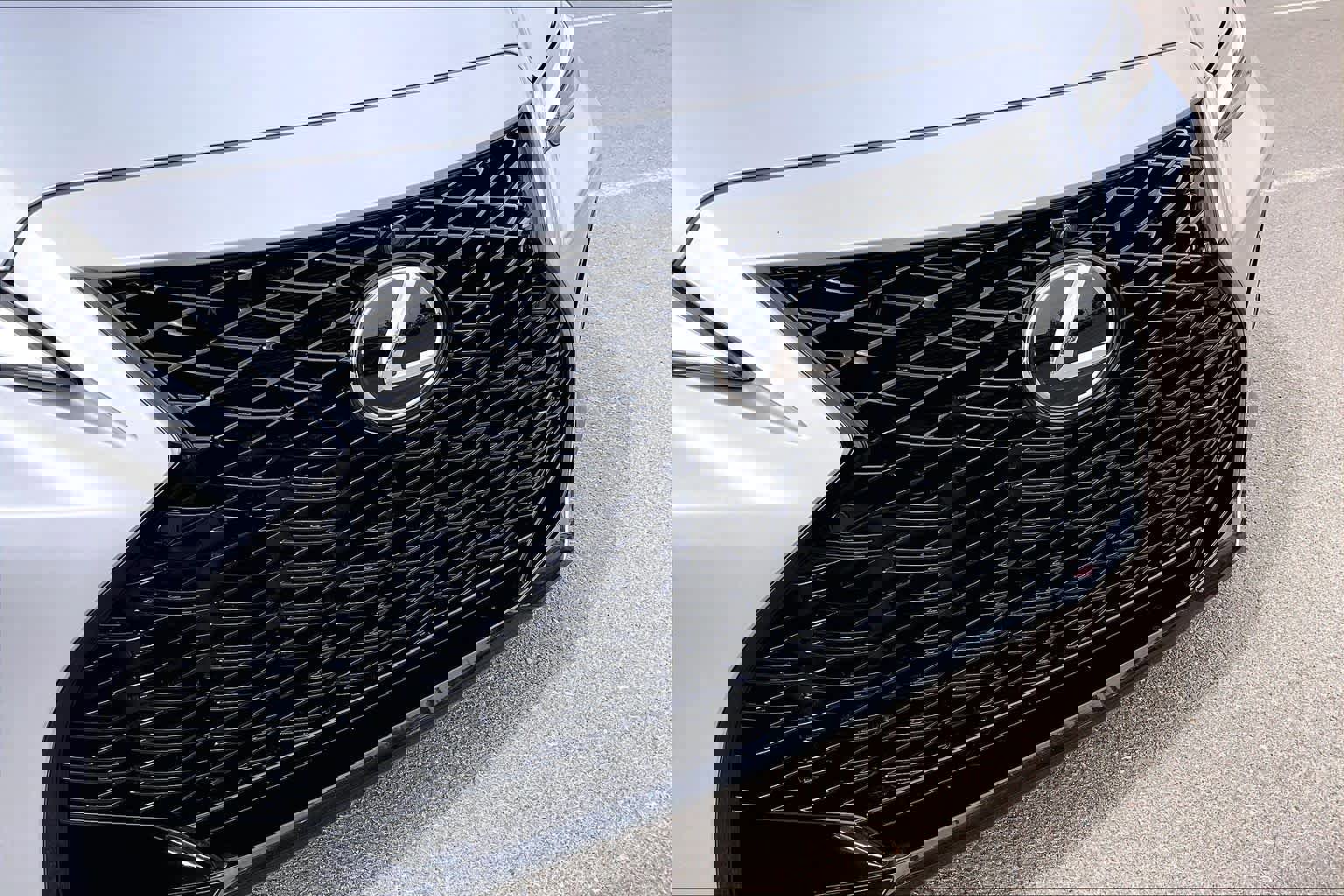 Used 2025 Lexus IS 350 F Sport w/ Navigation Package image 28