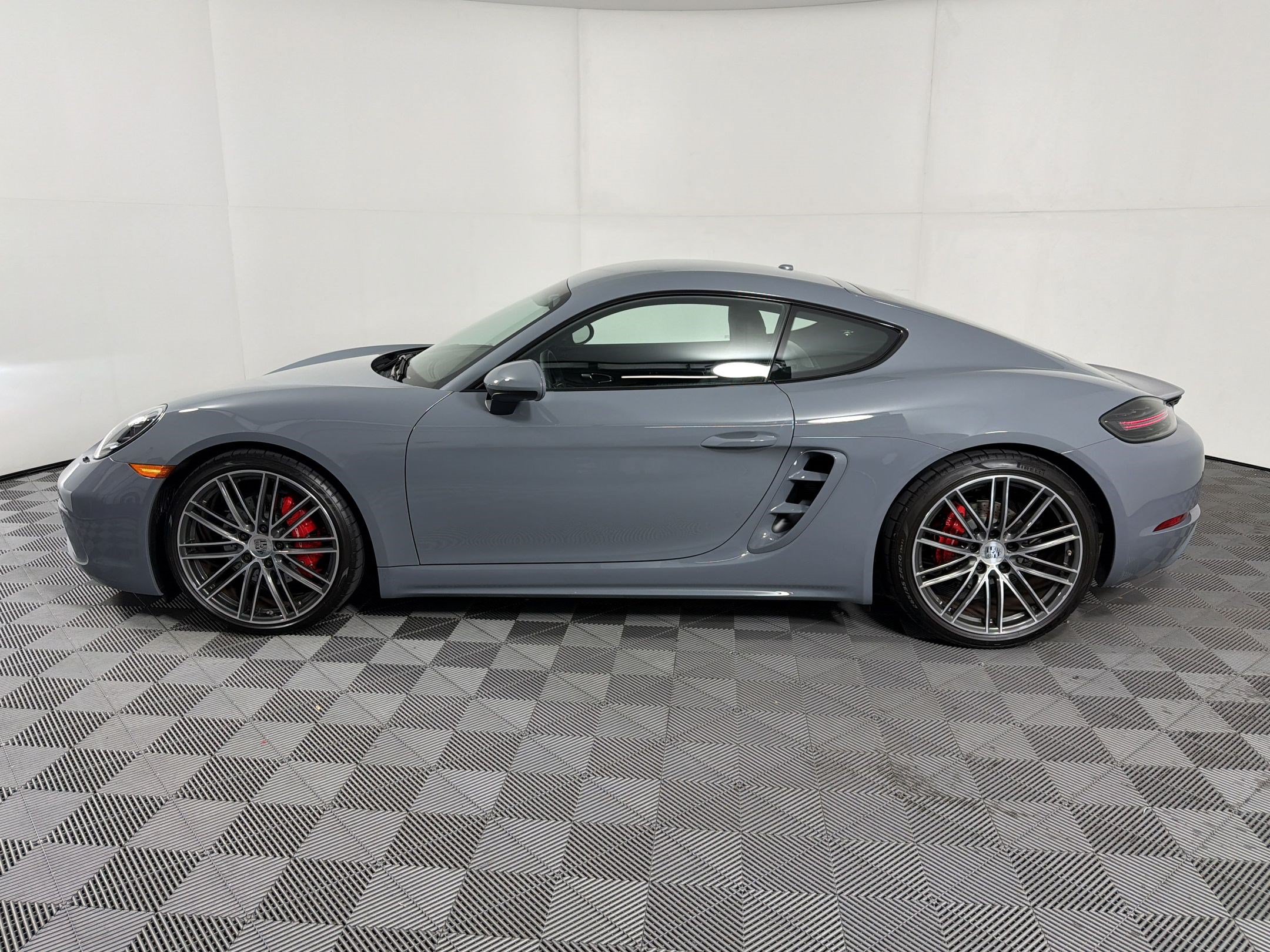 Certified 2024 Porsche 718 Cayman S w/ Premium Package RWD image 2