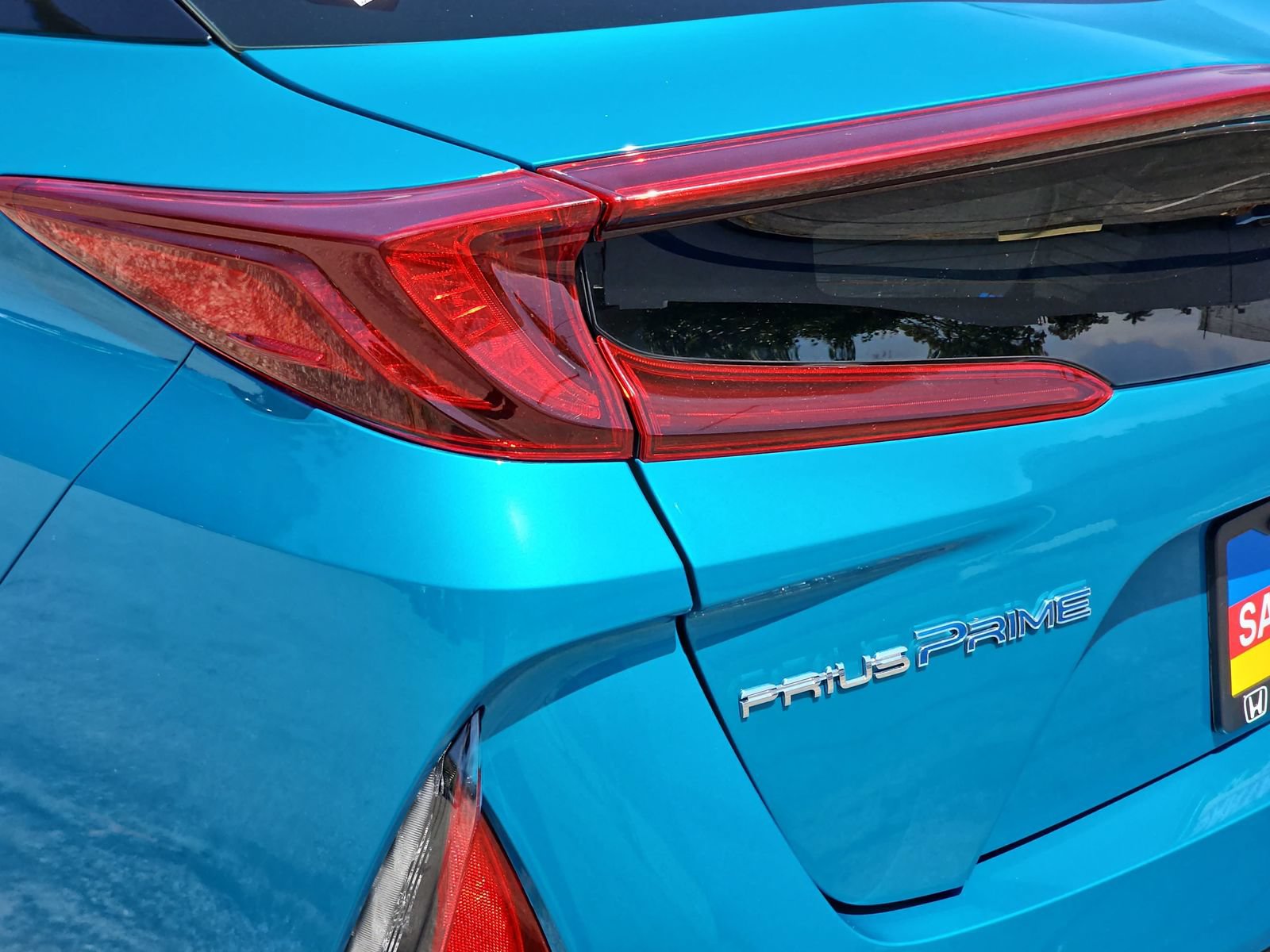 Used 2020 Toyota Prius Prime XLE FWD image 32