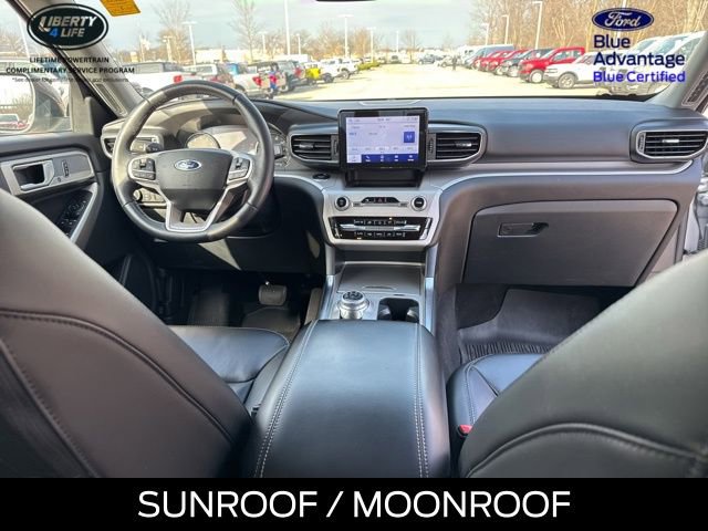 Used 2023 Ford Explorer XLT w/ Equipment Group 202A image 12