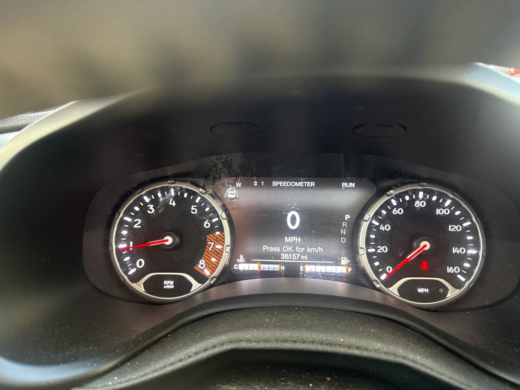 Used 2022 Jeep Renegade Limited w/ Sun, Sound & Wheels Group image 18