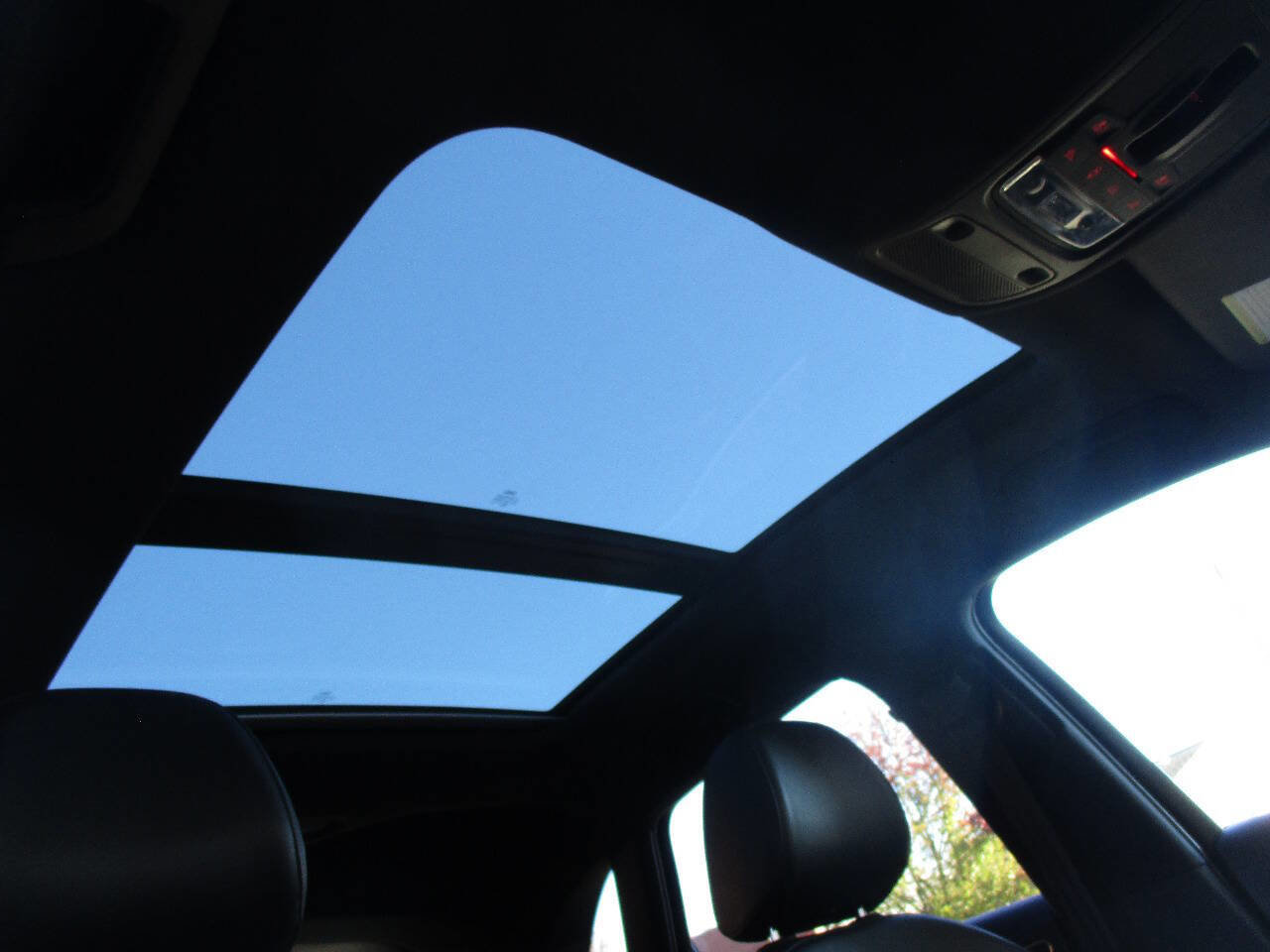 Used 2018 Audi Q3 2.0T Premium Plus w/ Premium Plus Package image 32