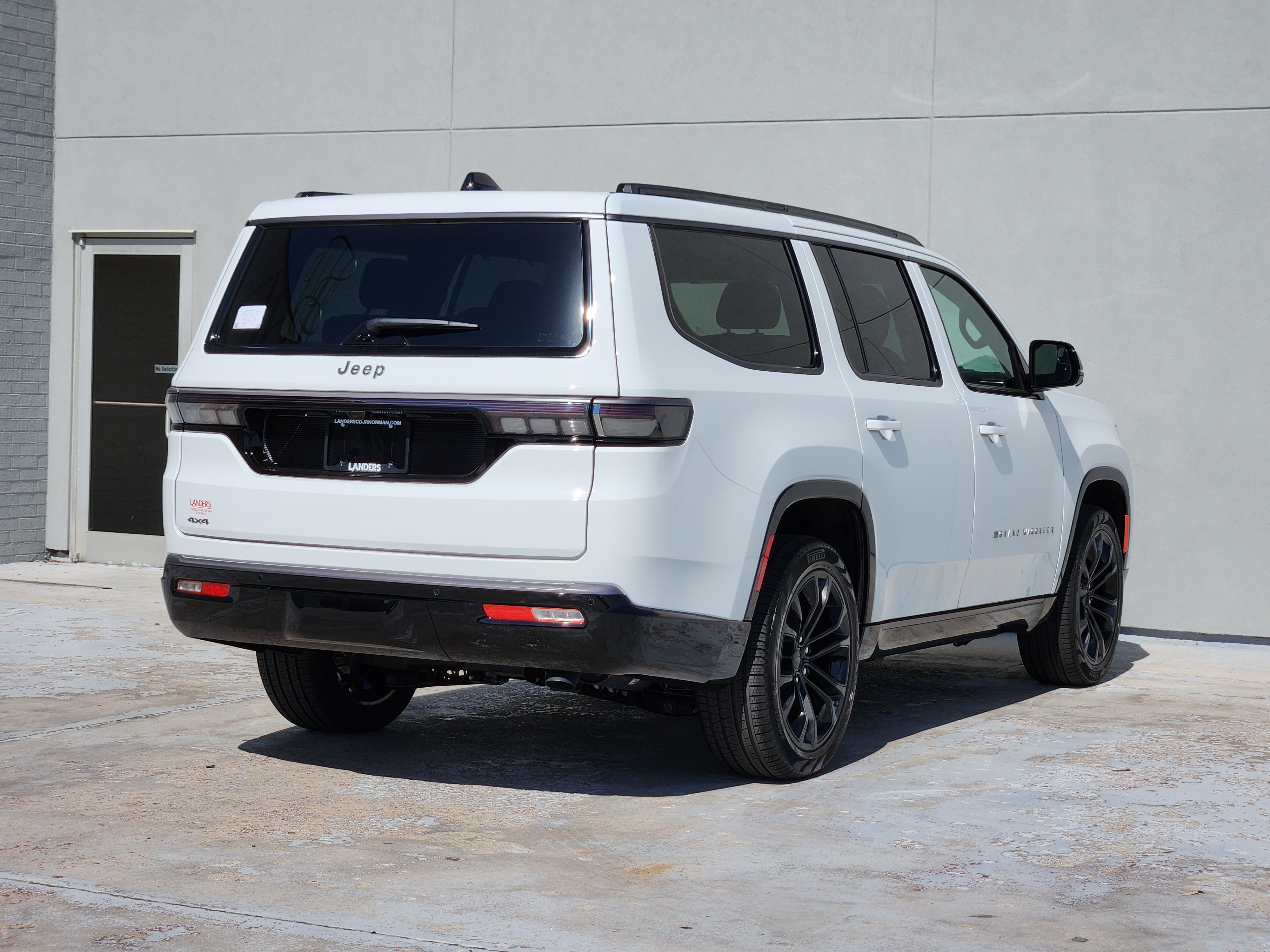 New 2026 Jeep Grand Wagoneer Summit AWD/4WD image 4