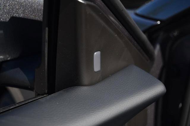 New 2025 Nissan Sentra SV image 10