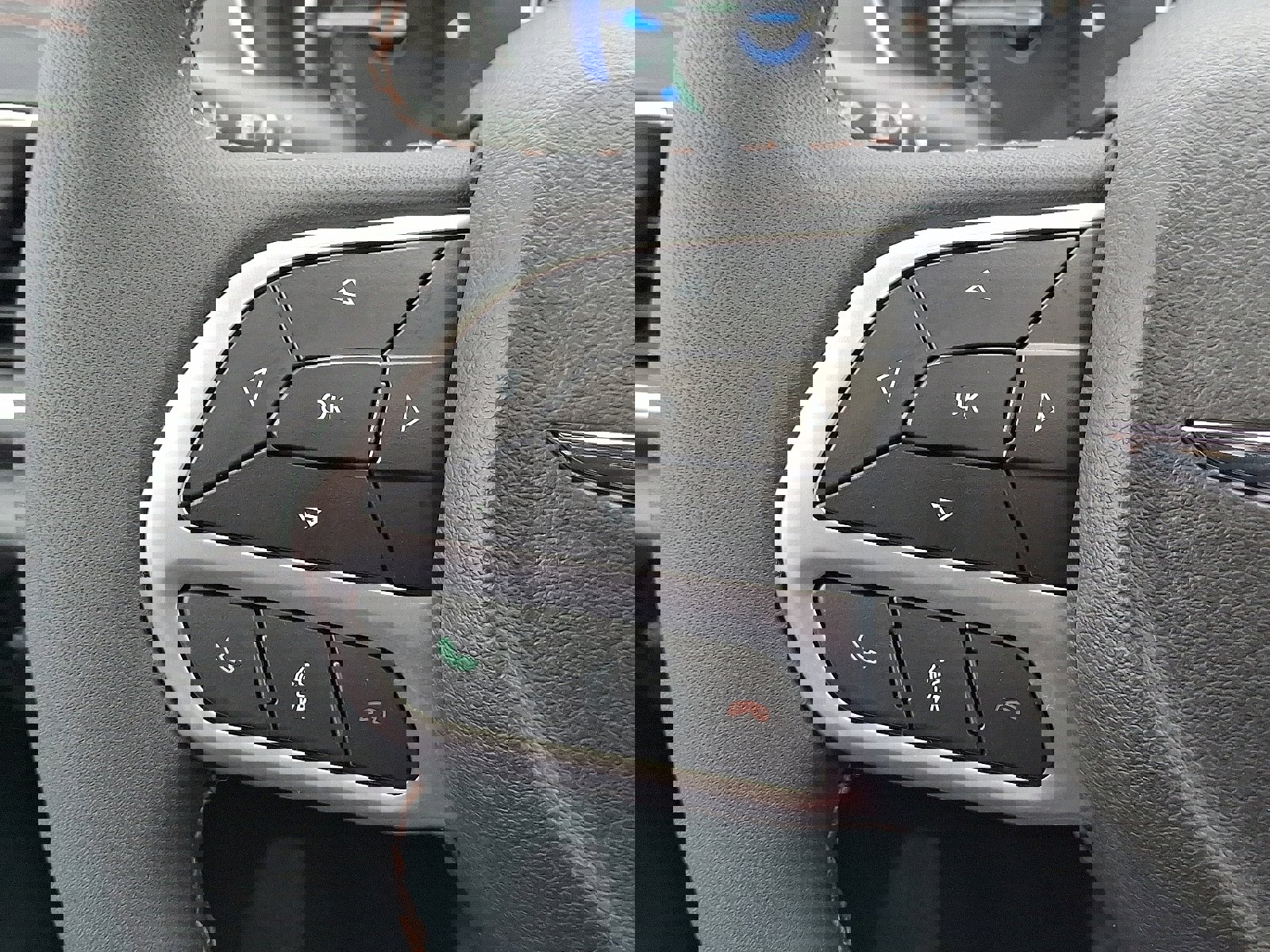 Used 2024 Chrysler Pacifica Pinnacle image 21