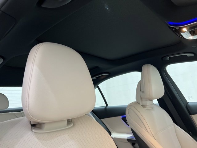 Used 2025 Mercedes-Benz C 300 4MATIC Sedan image 60