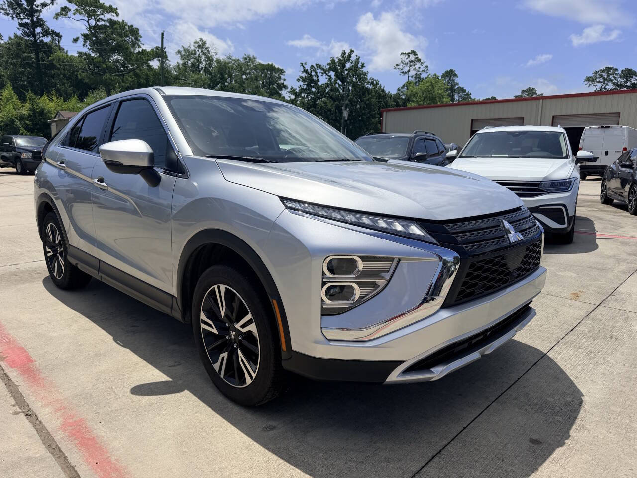 Used 2025 Mitsubishi Eclipse Cross SE AWD/4WD image 4