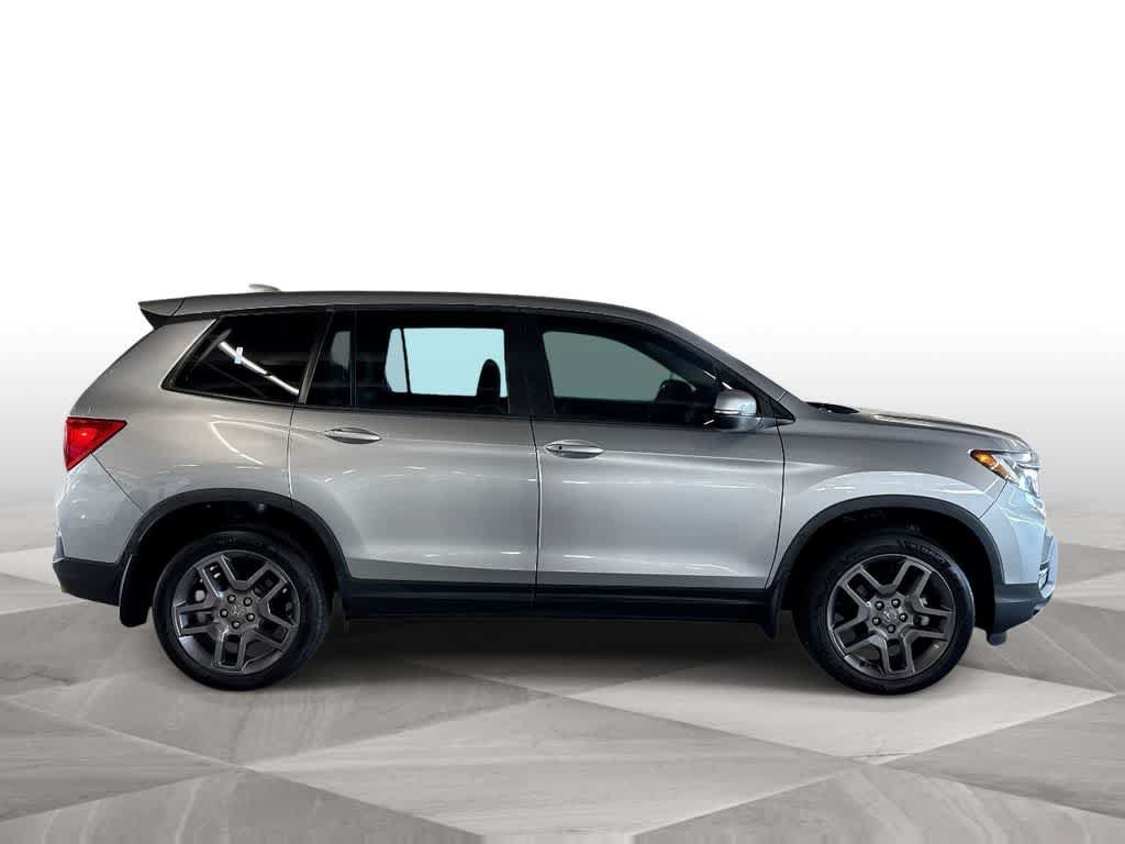 Used 2023 Honda Passport EX-L image 9