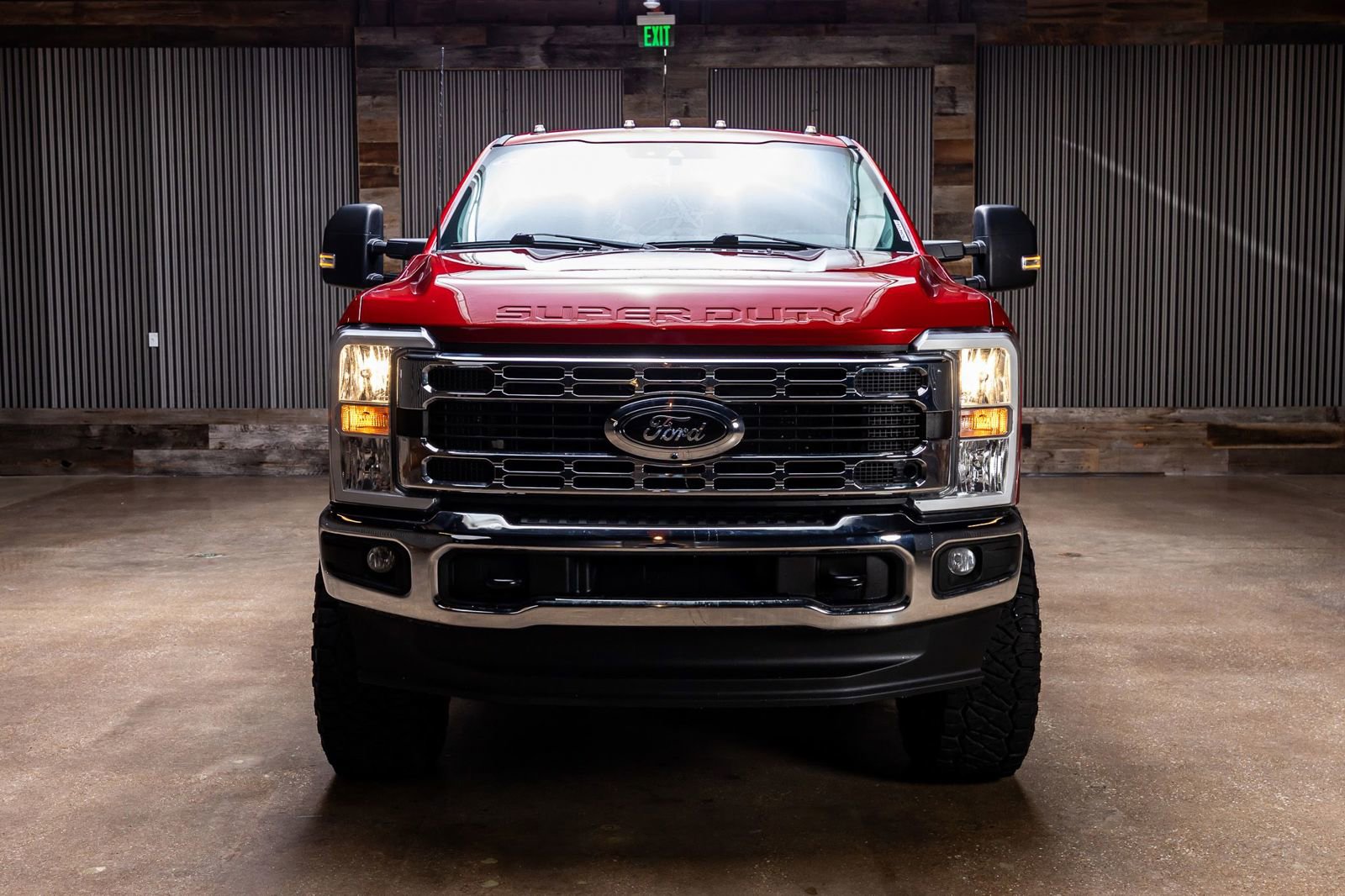 Used 2023 Ford F350 XLT w/ 360-Degree Camera Package AWD/4WD image 2