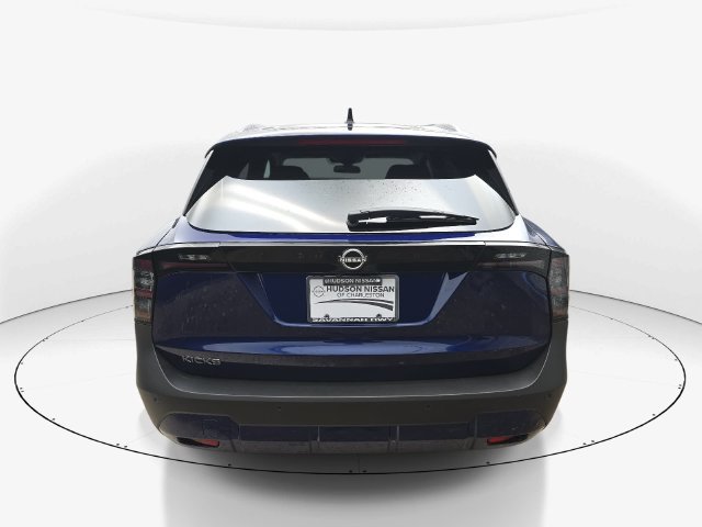 New 2027 Nissan Kicks SR w/ SR Premium Package FWD image 7