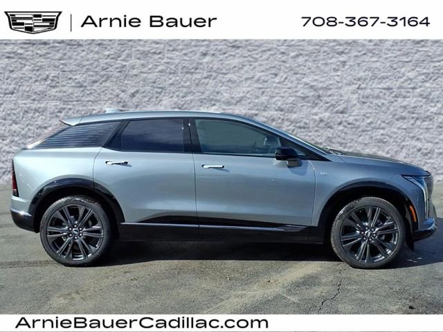 New 2026 Cadillac Optiq Sport 2 AWD/4WD image 4