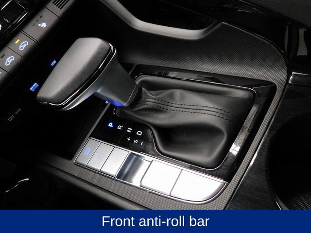 Certified 2025 Hyundai Elantra SEL image 31