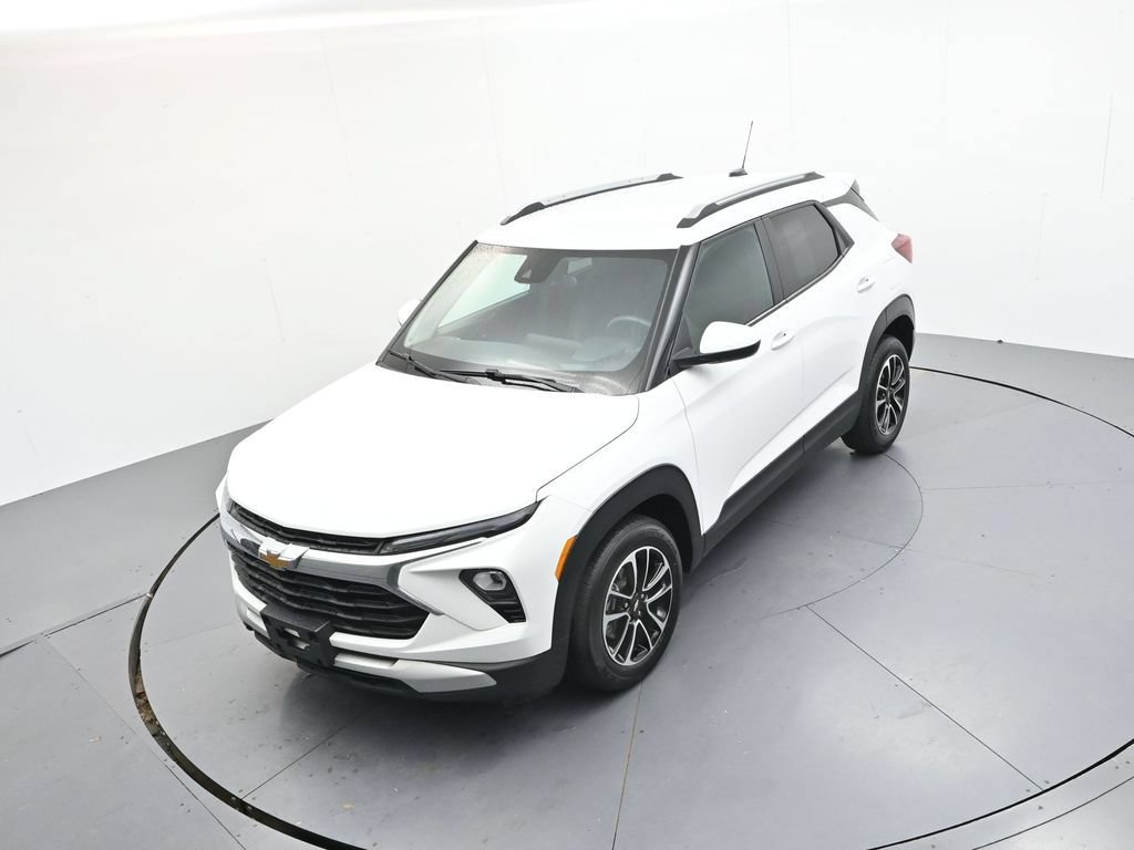 Used 2024 Chevrolet TrailBlazer LT FWD image 24
