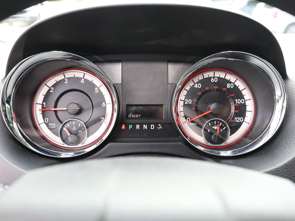 Used 2017 Dodge Grand Caravan SE FWD image 13
