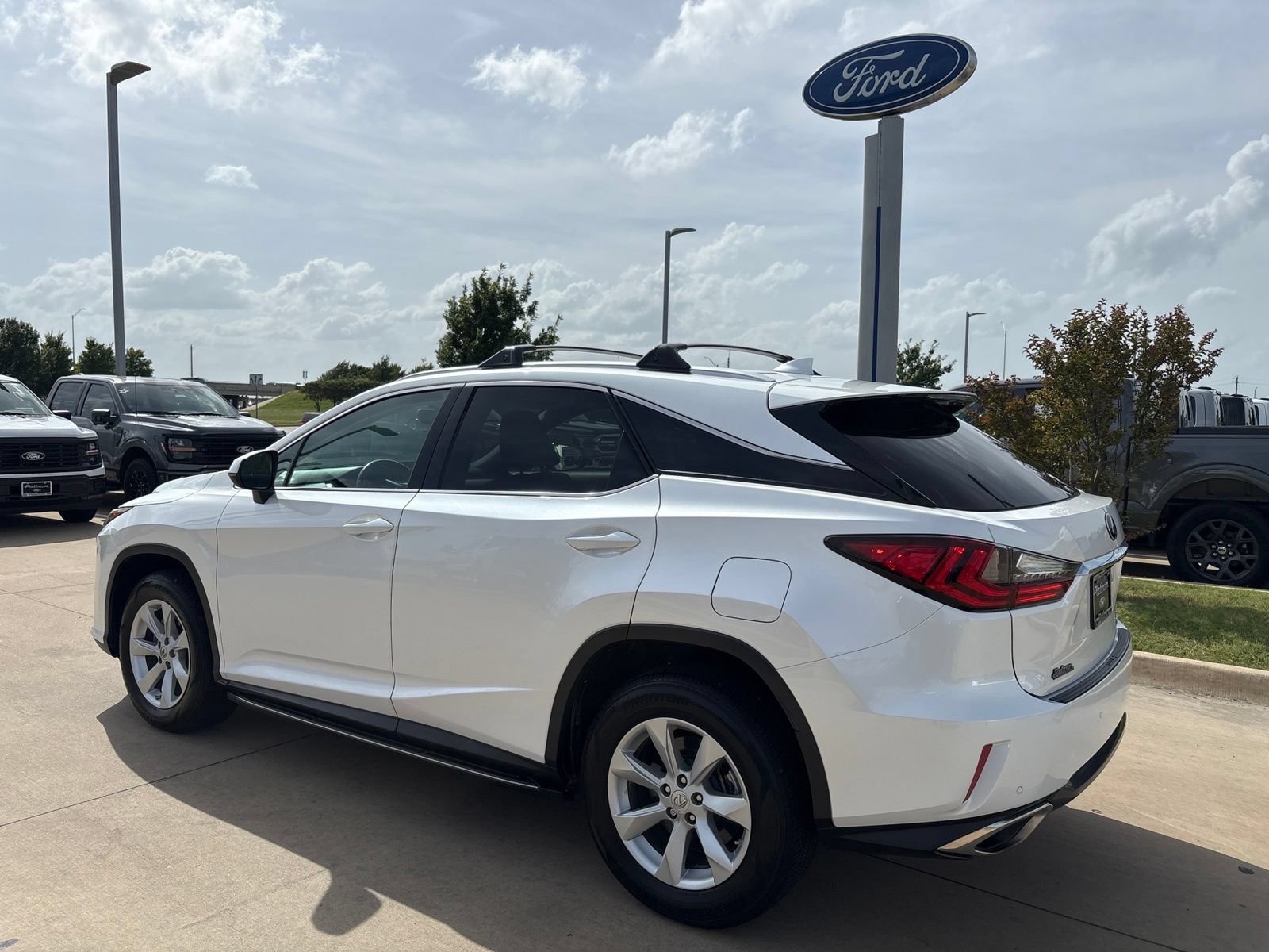 Used 2016 Lexus RX 350 FWD w/ Premium Package video 3