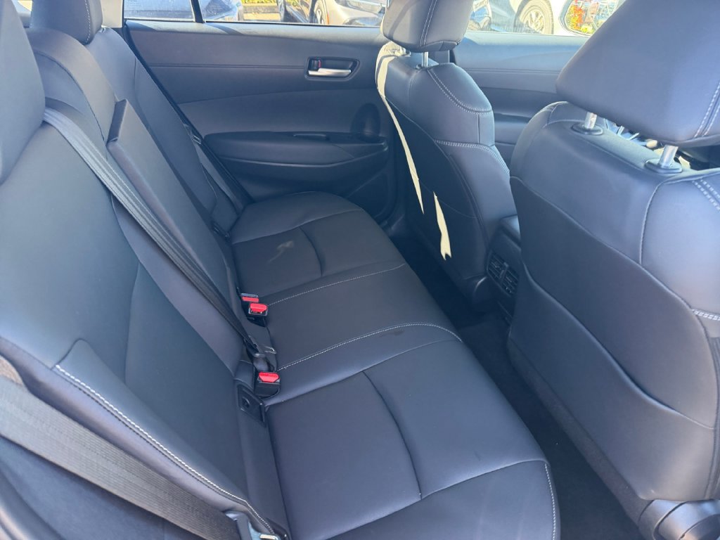 Used 2026 Toyota Corolla Cross XLE AWD/4WD image 18