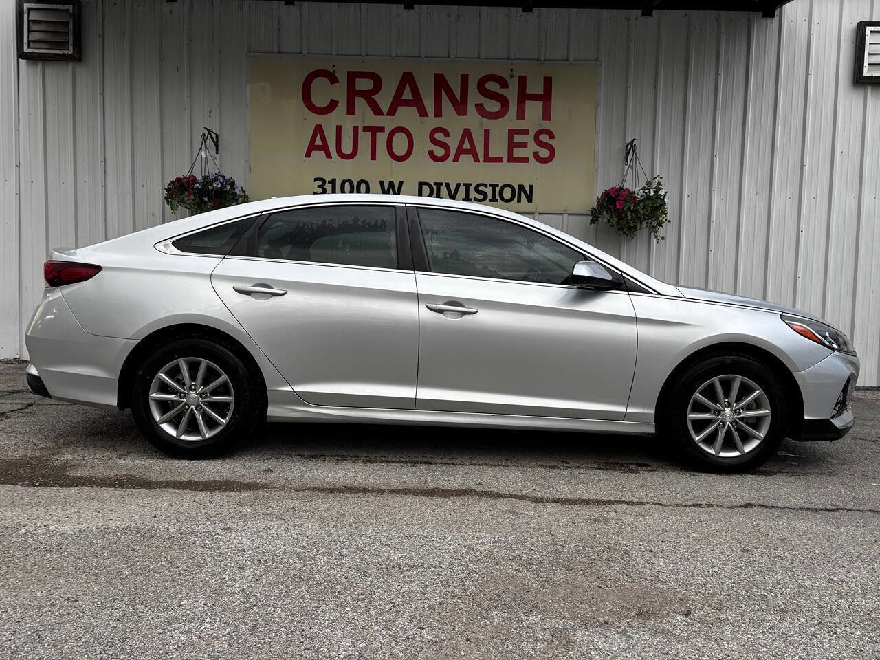 Used 2018 Hyundai Sonata SE FWD image 1