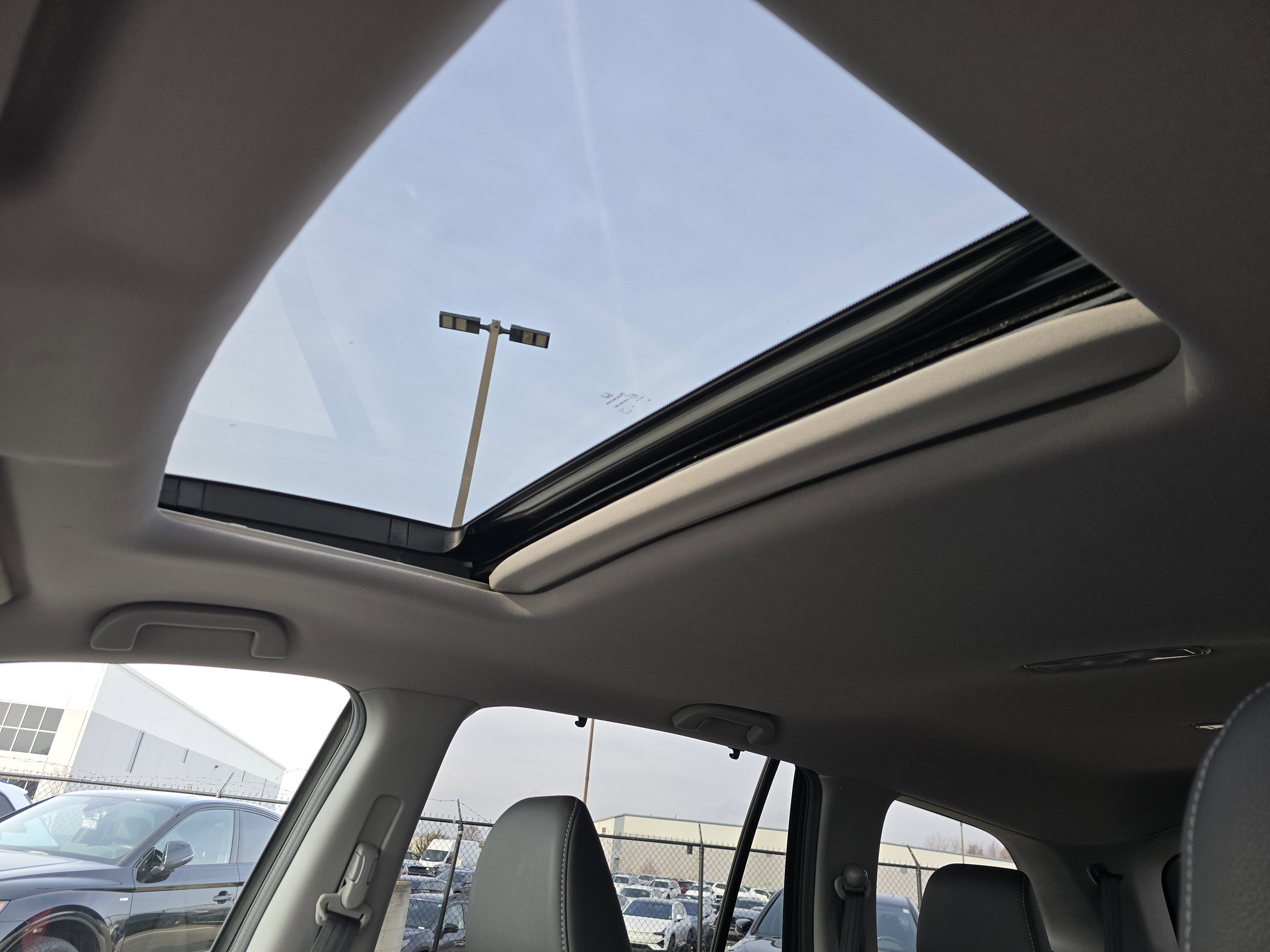 Used 2022 Honda Pilot Special Edition image 9