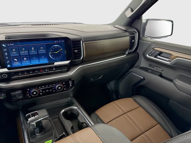 Used 2025 Chevrolet Silverado 1500 High Country w/ High Country Premium Package AWD/4WD image 25