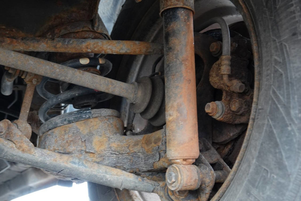 Used 2005 Toyota RAV4 4WD image 80