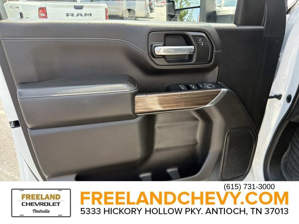 Used 2023 Chevrolet Silverado 2500 LT AWD/4WD image 56