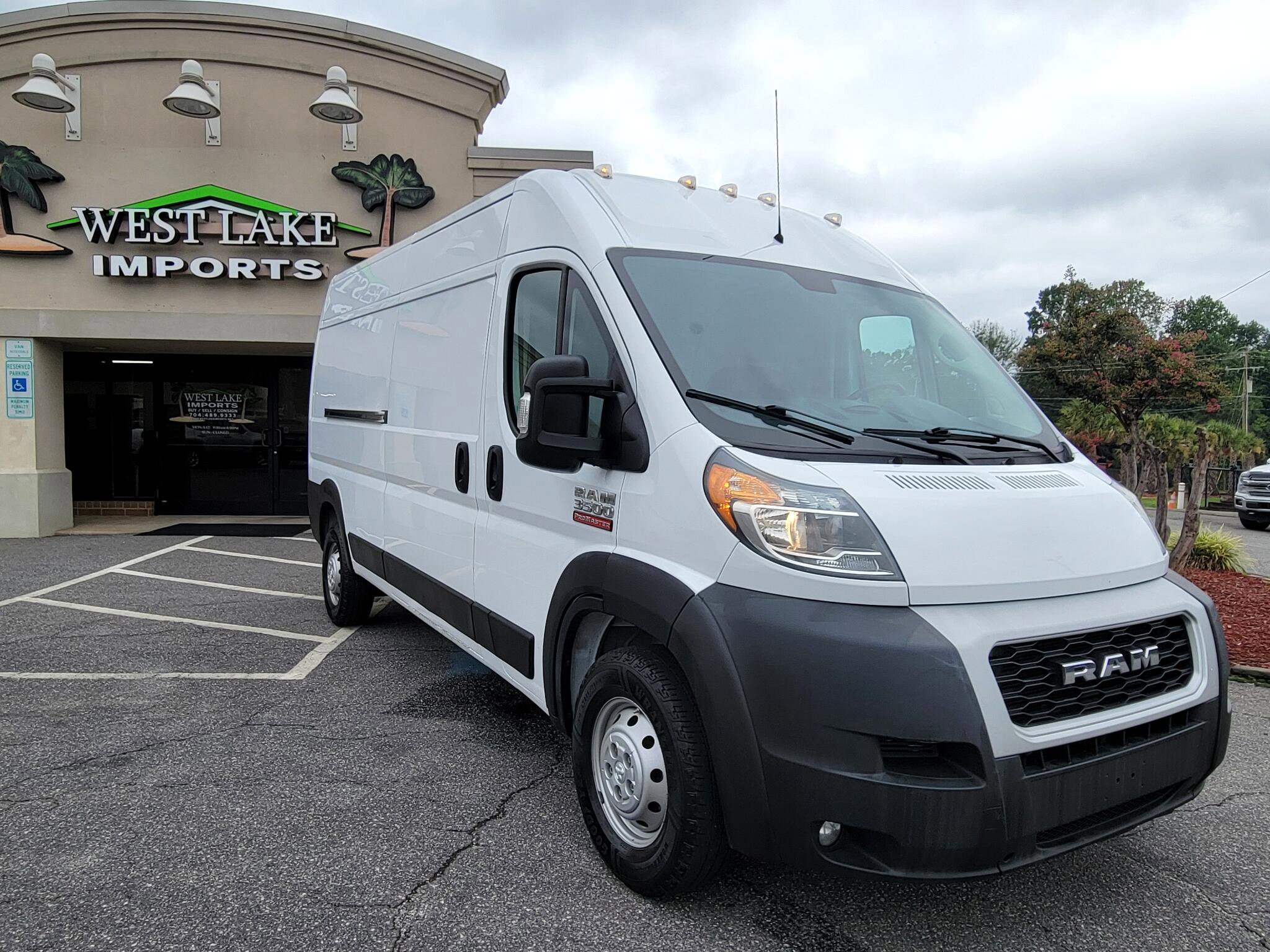 Used 2021 RAM ProMaster 3500 w/ Convenience Group image 2