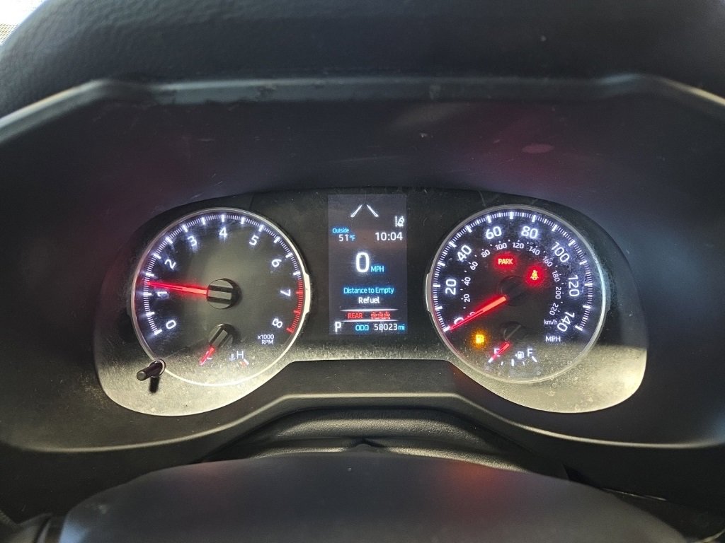 Used 2022 Toyota RAV4 LE image 23