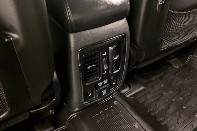 Used 2019 Jeep Grand Cherokee High Altitude AWD/4WD image 9