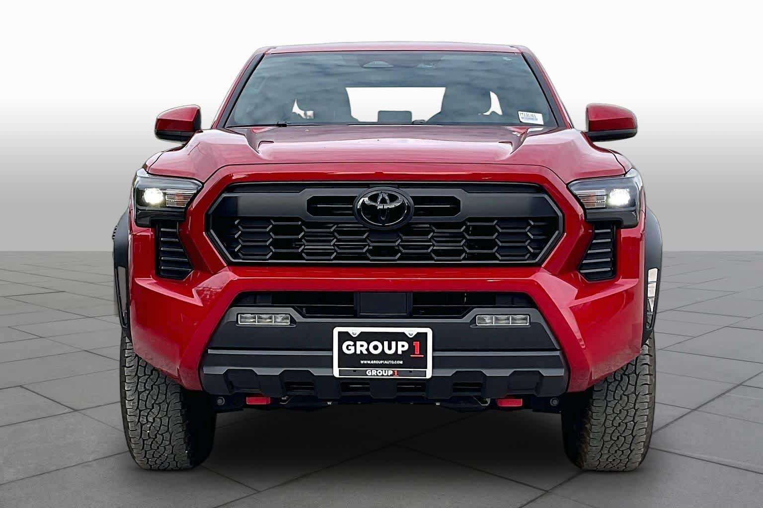 Used 2026 Toyota Tacoma TRD Off-Road AWD/4WD image 3