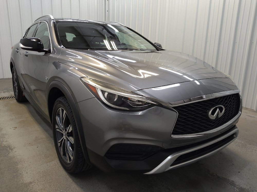 Used 2018 INFINITI QX30 AWD image 13